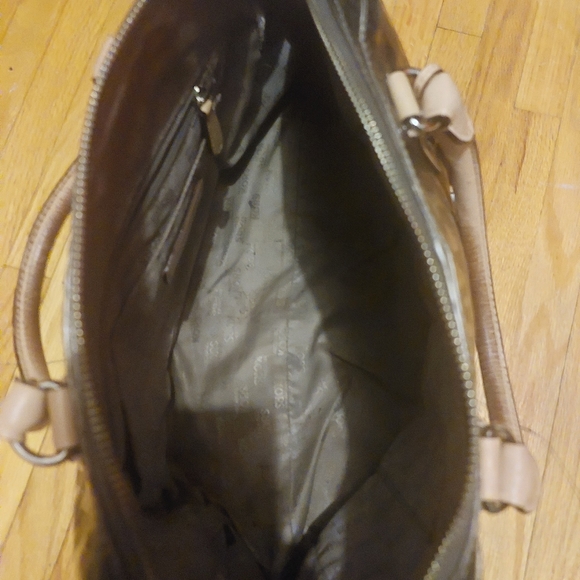 Michael Kors Purse - Picture 3 of 5